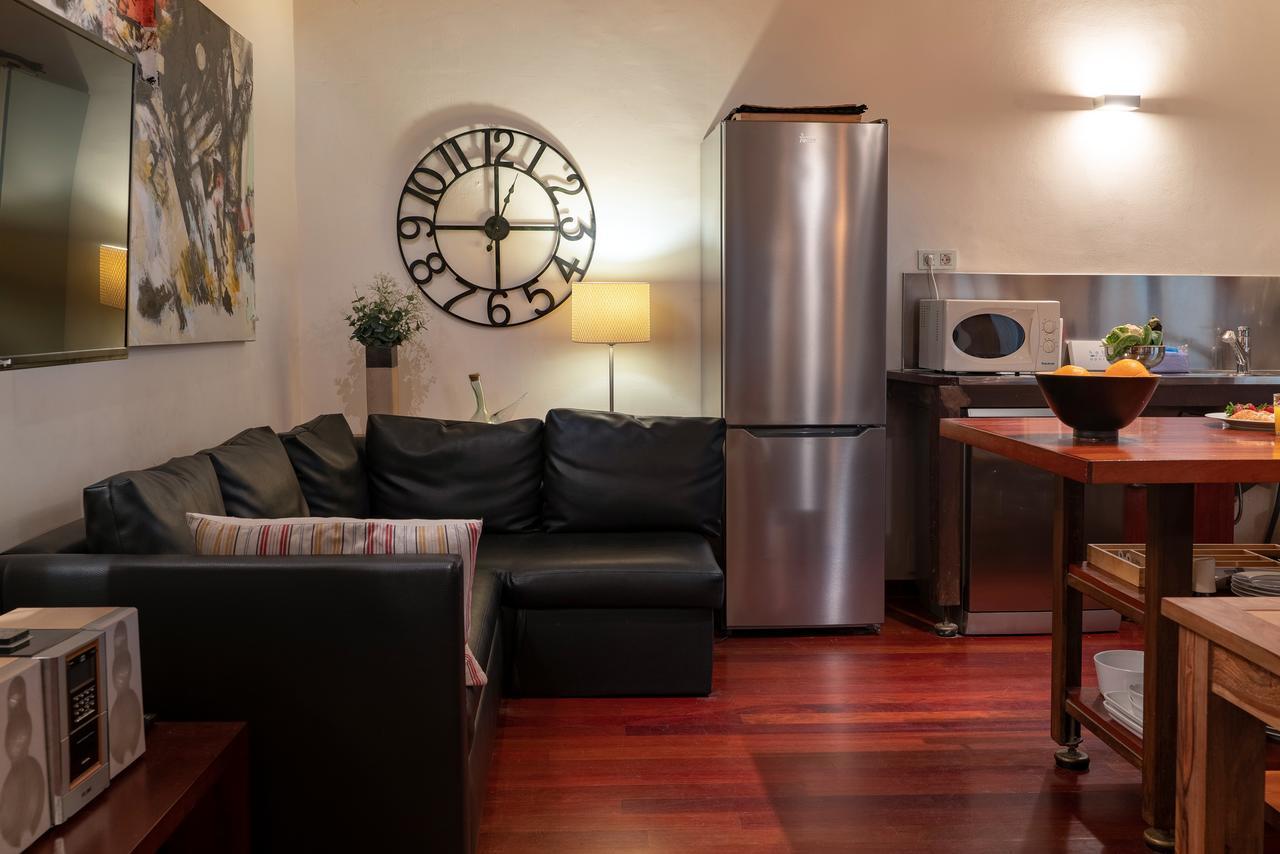 Habitat Apartments Ferran Barcelona Bagian luar foto
