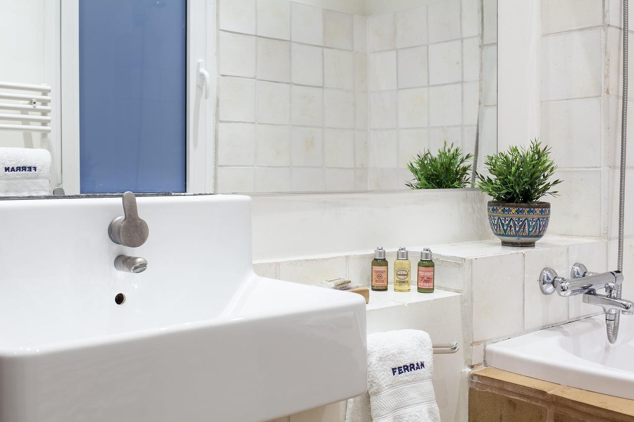 Habitat Apartments Ferran Barcelona Bagian luar foto